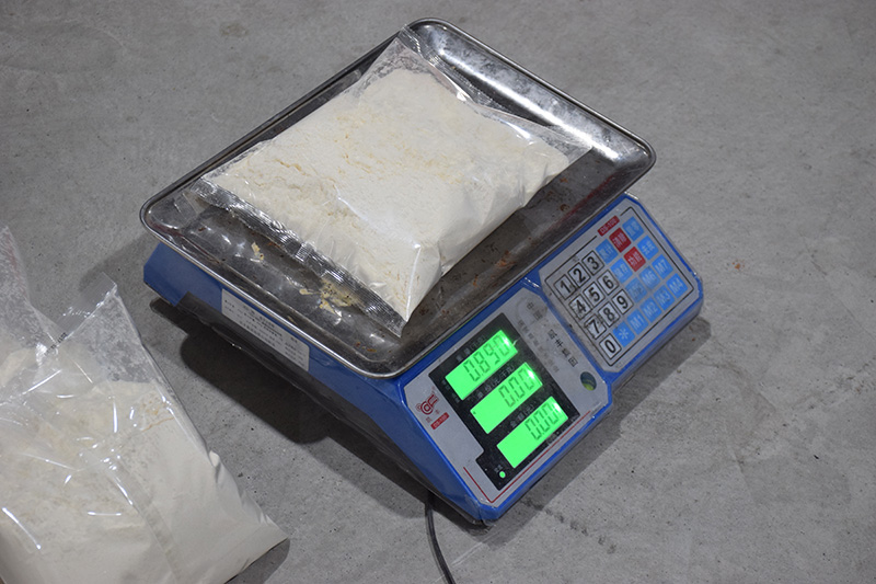 1kg flour